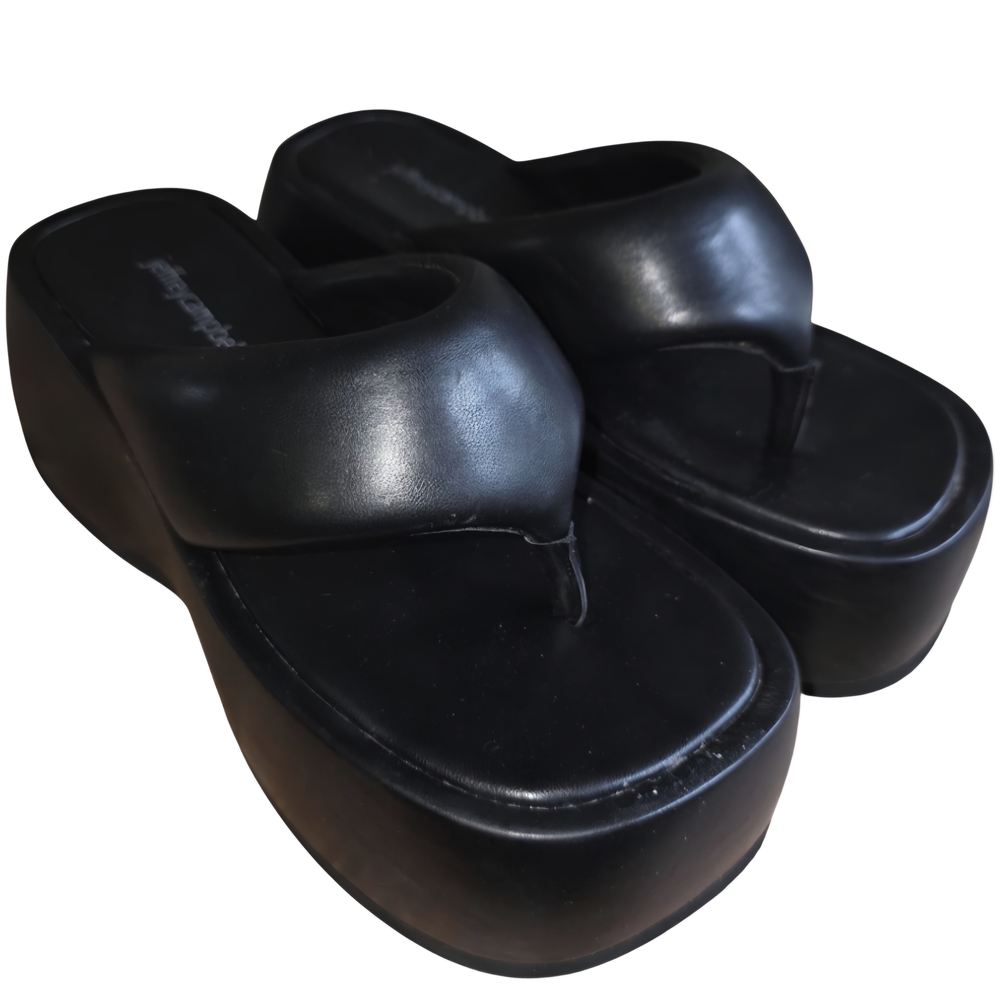 ☆Jeffrey Campbell Black Platform Sandals☆